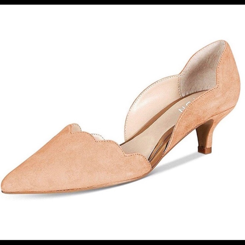 Classic pointy toe kitten slip on pumps